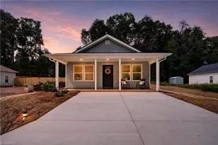 733 Meadowgreen Village Dr, Eden, NC 27288 - Photo 25