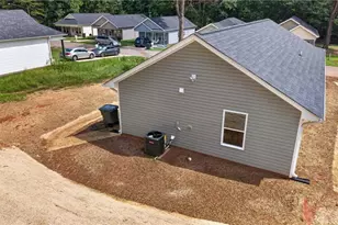 733 Meadowgreen Village Dr, Eden, NC 27288 - Photo 23