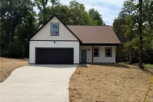 176 Old Fisher Ferry Rd, Thomasville, NC 27360 - Photo 1
