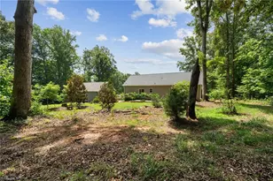 6037 Lura Rd, Winston-Salem, NC 27104 - Photo 31