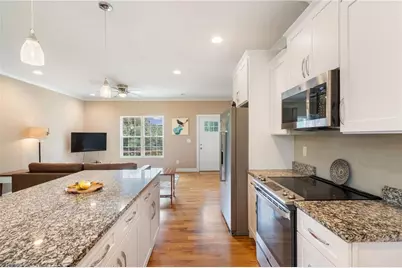 6037 Lura Road, Winston-Salem, NC 27104 - Photo 5