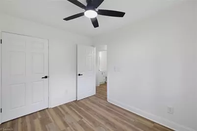 517 Munster Avenue, Greensboro, NC 27406 - Photo 25