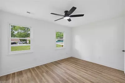 517 Munster Avenue, Greensboro, NC 27406 - Photo 17