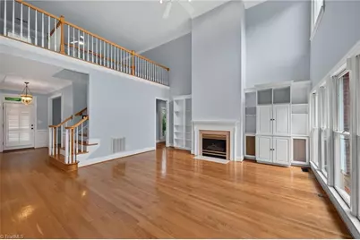 14 Checkerberry Square, Greensboro, NC 27455 - Photo 7