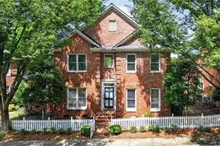 14 Checkerberry Square, Greensboro, NC 27455 - Photo 3