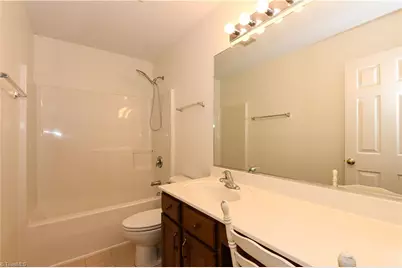 4120 Pepperbush Drive, Greensboro, NC 27405 - Photo 17