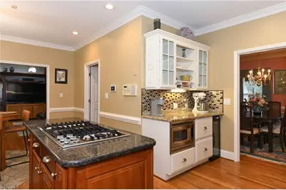 2405 Glen Cove Way, High Point, NC 27265 - Photo 13
