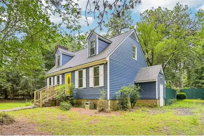 520 E Ohio Avenue, Southern Pines, NC 28387 - Photo 3
