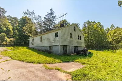 5650 Waller Road, Pfafftown, NC 27040 - Photo 25