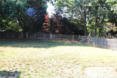 6727 River Hills Drive, Greensboro, NC 27410 - Photo 15