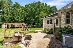 592 Carson Ridge Dr, Oak Ridge, NC 27310 - Photo 31