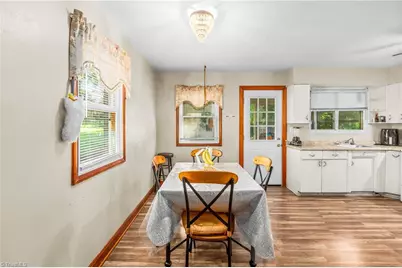 2427 N Patterson Avenue, Winston-Salem, NC 27105 - Photo 15