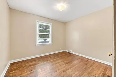 2010 Edgewood Drive, High Point, NC 27262 - Photo 15