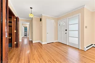 1501 Westridge Rd, Greensboro, NC 27410 - Photo 5