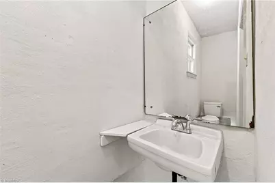 1501 Westridge Road, Greensboro, NC 27410 - Photo 37