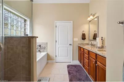 3033 Cameron Village Court, Winston-Salem, NC 27103 - Photo 19