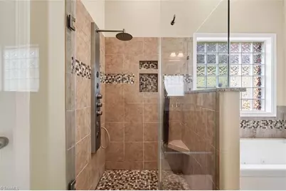 3033 Cameron Village Court, Winston-Salem, NC 27103 - Photo 17