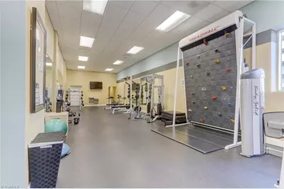 201 N Elm Street #507, Greensboro, NC 27401 - Photo 25