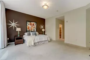 201 N Elm St, Greensboro, NC 27401 - Photo 13