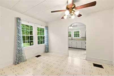 371 Conrad Drive, Thomasville, NC 27360 - Photo 9