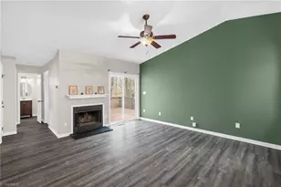 9 Dunnberry Ct, Greensboro, NC 27455 - Photo 9