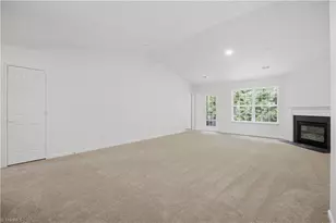 467 Bedford Knoll Dr, Winston-Salem, NC 27107 - Photo 21