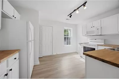 467 Bedford Knoll Drive, Winston-Salem, NC 27107 - Photo 3