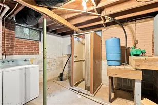 719 Greenwood Dr, Burlington, NC 27217 - Photo 29