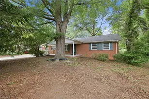 719 Greenwood Dr, Burlington, NC 27217 - Photo 3