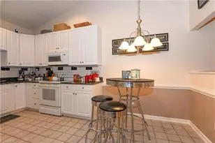 24 Wheelwright Ct, Greensboro, NC 27455 - Photo 9