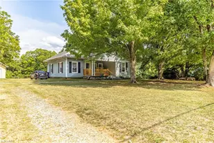 533 Fayetteville St, Liberty, NC 27298 - Photo 21