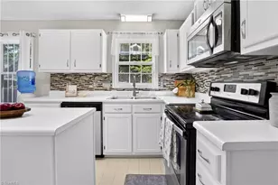 5805 Edgebrook Ct, Jamestown, NC 27282 - Photo 9