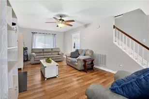 5805 Edgebrook Ct, Jamestown, NC 27282 - Photo 7