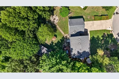 5805 Edgebrook Court, Jamestown, NC 27282 - Photo 13