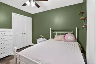 5805 Edgebrook Ct, Jamestown, NC 27282 - Photo 23