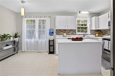 5805 Edgebrook Court, Jamestown, NC 27282 - Photo 37
