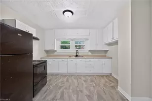 1616 Guyer St, High Point, NC 27265 - Photo 13
