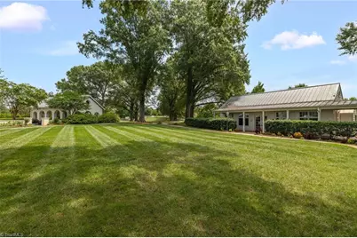 5551 Garden Park Lane, Winston-Salem, NC 27106 - Photo 41