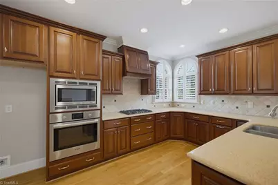 5551 Garden Park Lane, Winston-Salem, NC 27106 - Photo 11