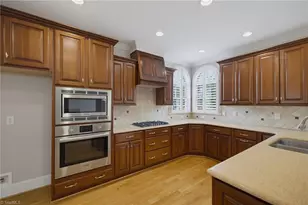 5551 Garden Park Ln, Winston-Salem, NC 27106 - Photo 11