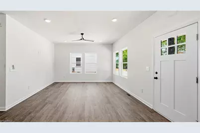 114 N Ireland Street, Burlington, NC 27217 - Photo 9