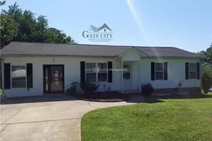 301 Cloverdale Dr, Archdale, NC 27263 - Photo 1