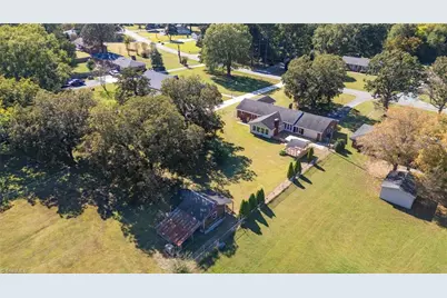 1000 Hanford Road, Graham, NC 27253 - Photo 35