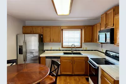 206 Larkspur Lane, Thomasville, NC 27360 - Photo 7
