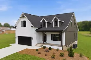 377 Lenalan Dr, Lexington, NC 27295 - Photo 1