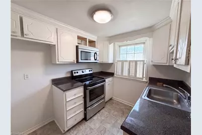 2902 Saint Marks Road #E, Winston-Salem, NC 27103 - Photo 5