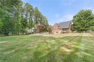 4606 Hartsford Dr, Greensboro, NC 27406 - Photo 41