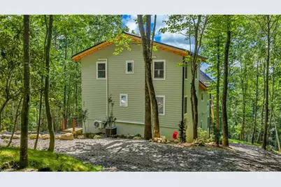 925 Red Sleigh Way, Fleetwood, NC 28626 - Photo 11