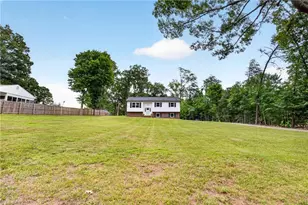 5701 Cannoy St, Winston-Salem, NC 27105 - Photo 21