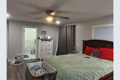 417 S Main Street, Dobson, NC 27017 - Photo 9